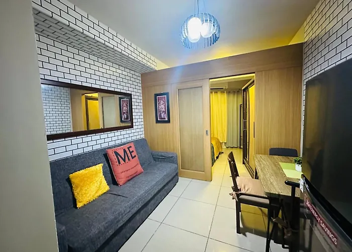 Simple Pasay Getaway - Entire For Rent