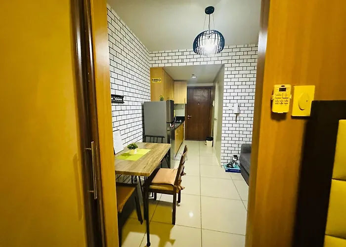 Simple Pasay Getaway - Entire For Rent Manila