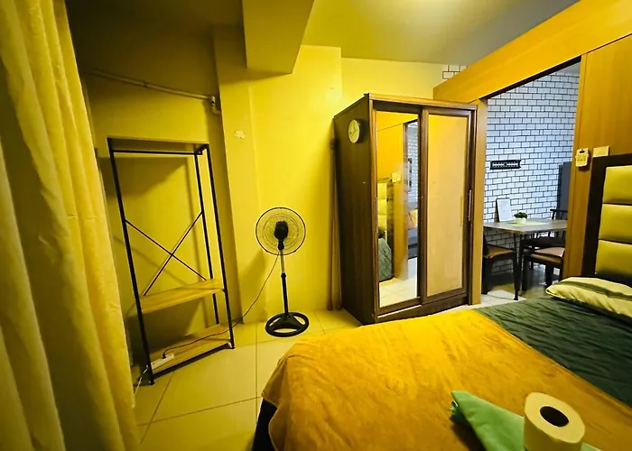 Apartment Simple Pasay Getaway - Entire For Rent Manila